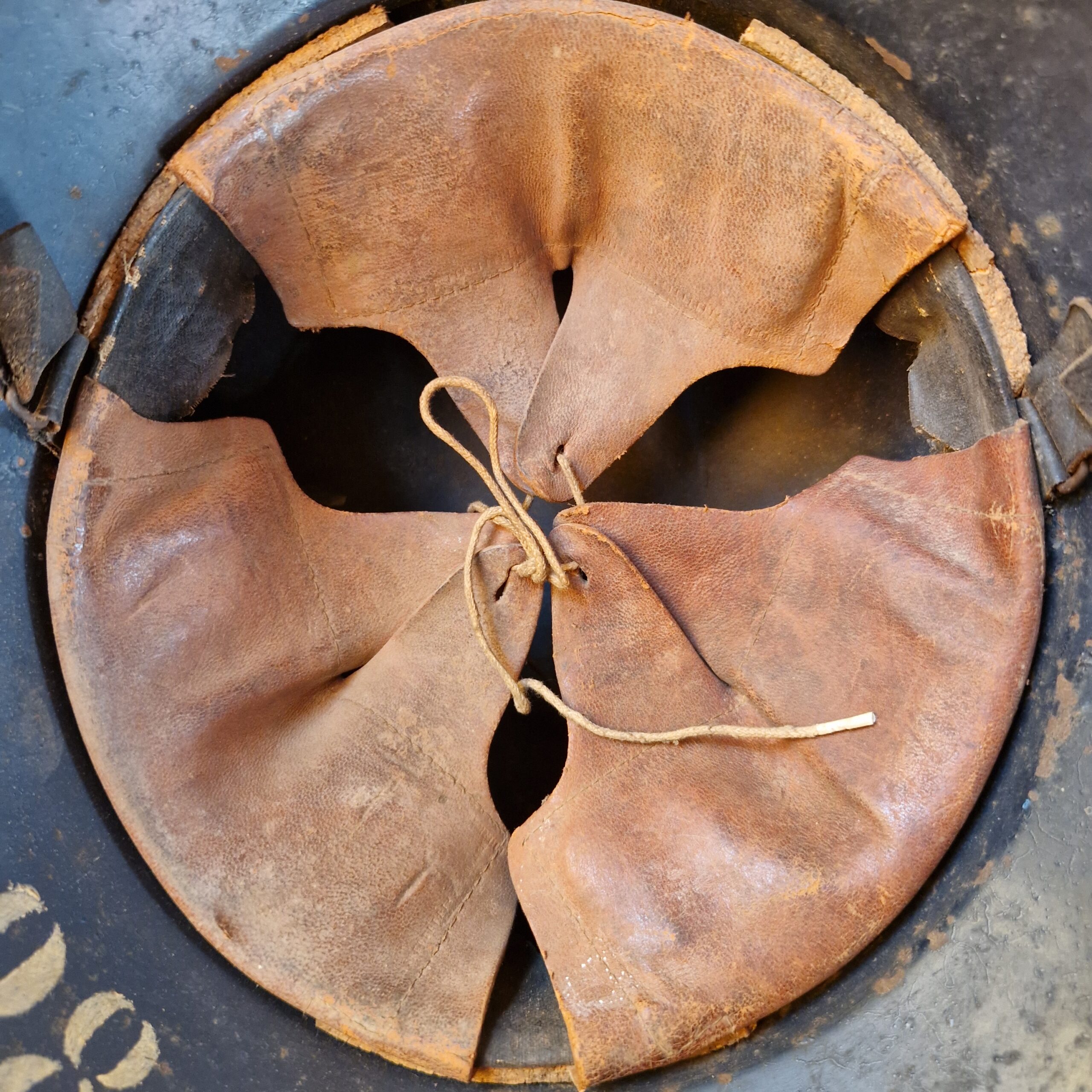 Niemiecki hełm Luftschutz M38