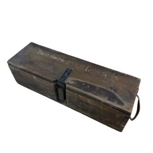 Skrzynia na 3 specjalne naboje haubica leFH 18