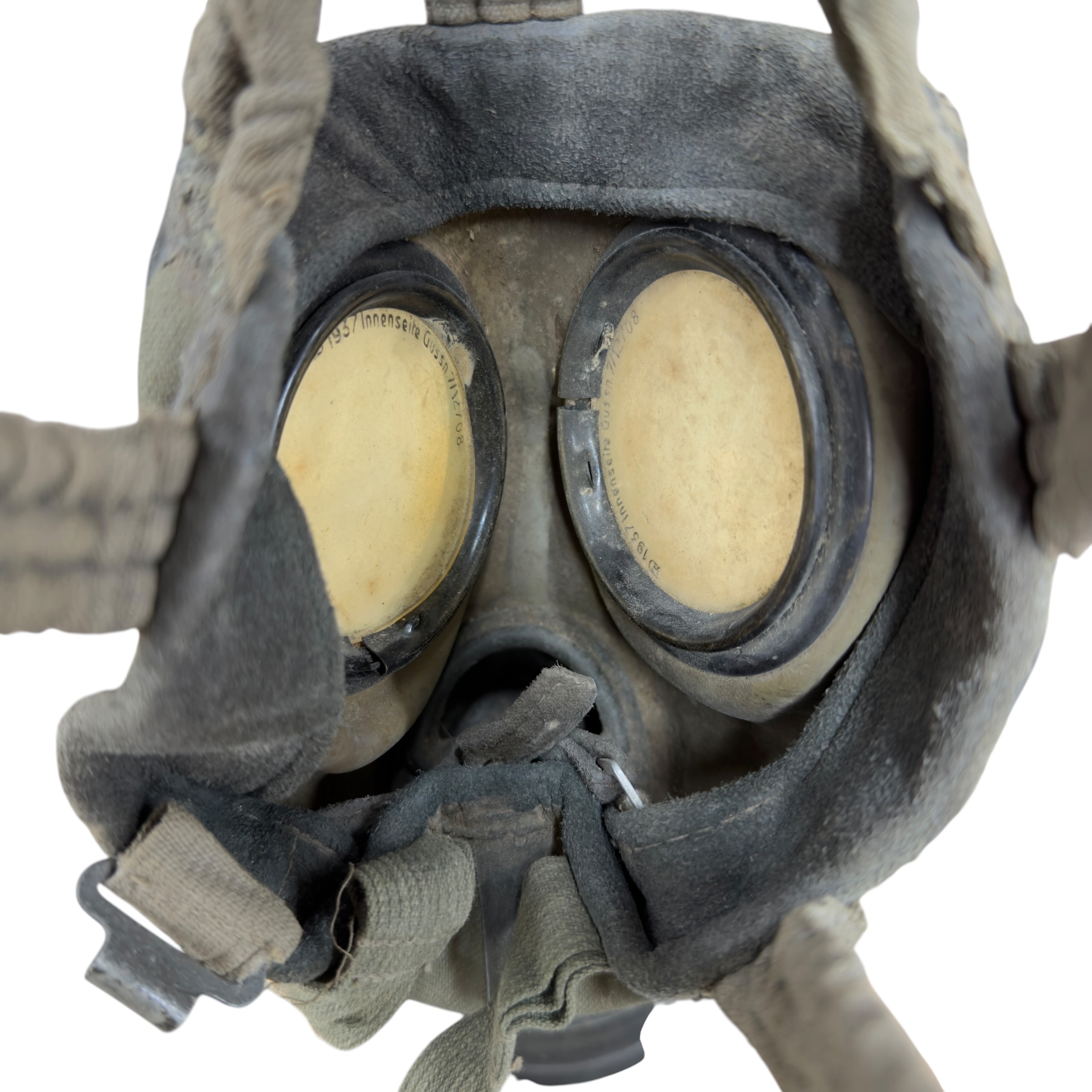 Puszka z maską GM 30 1944